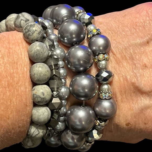 Beautiful Gray Bracelet Stack - Picture 2 of 3